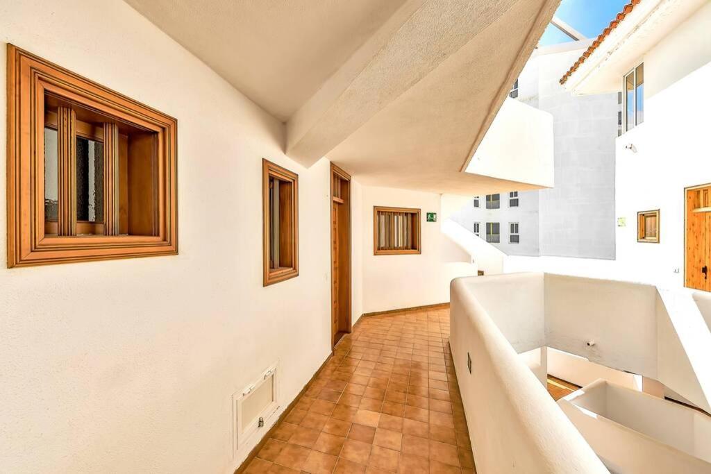 Modern Apartment In Parque Royal I, Playa Fanabe Costa Adeje  Extérieur photo